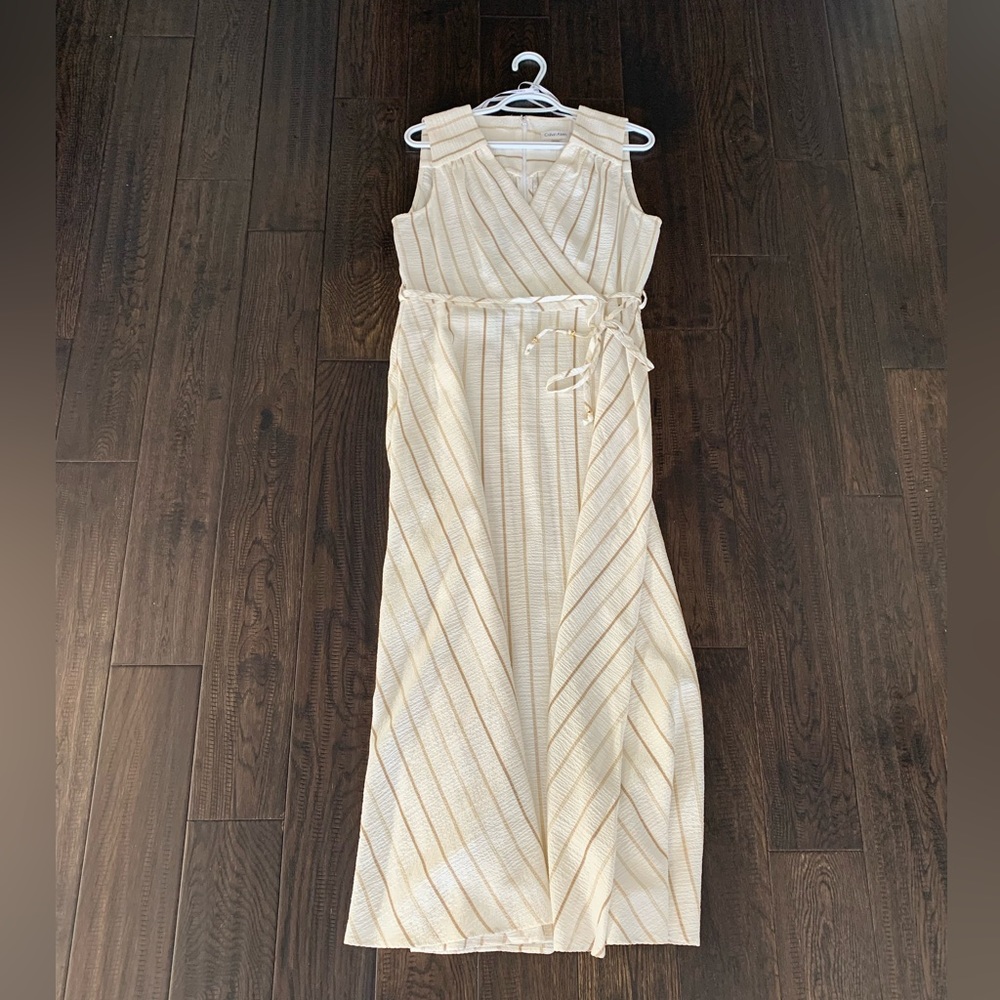 Calvin Klein size 10 elegantly striped faux-wrap dress